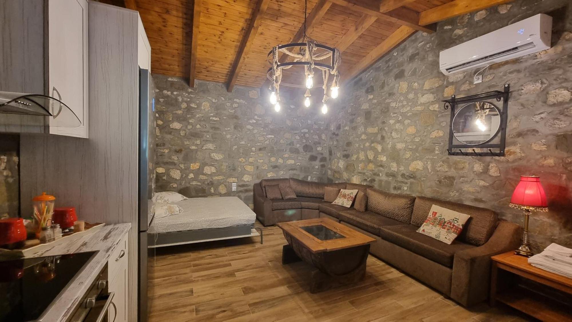 House With Big Garden And Barbeque In Nature Vourgareli Buitenkant foto